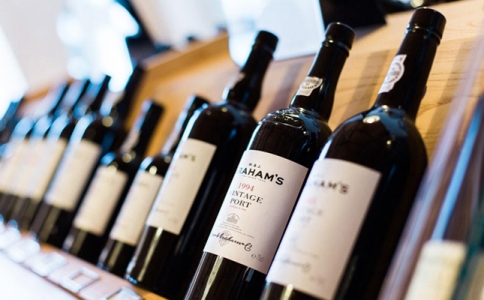 進口紅酒批發市場祝四川瀘州進口紅酒莊盛大開業